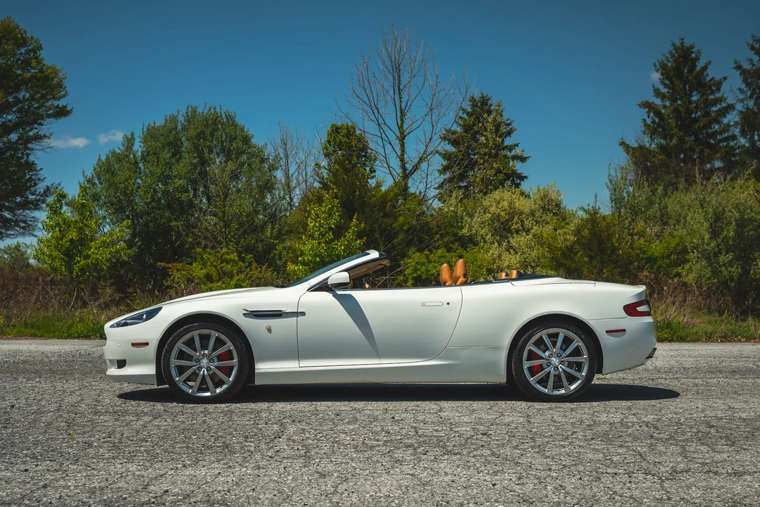 2009 Aston Martin DB9 - Image 25 of 31