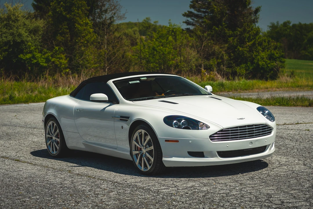 2009 Aston Martin DB9 - Image 14 of 31