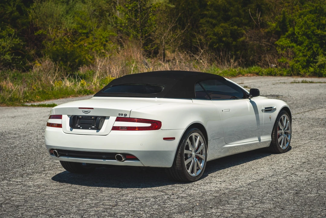 2009 Aston Martin DB9 - Image 10 of 31