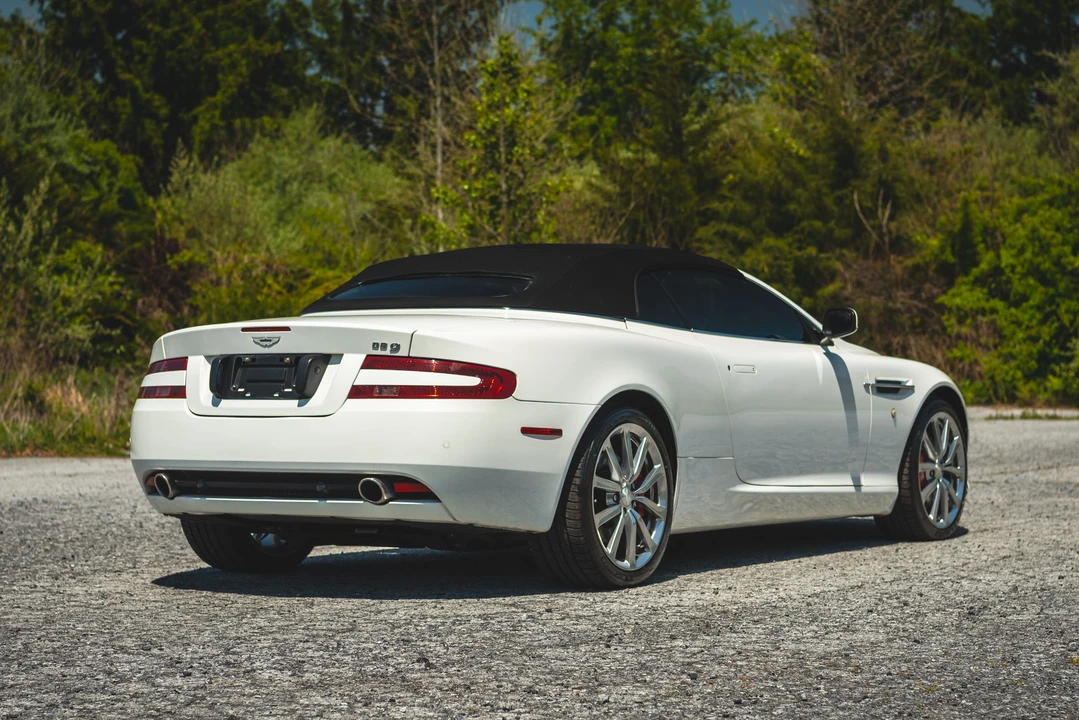 2009 Aston Martin DB9 - Image 11 of 31