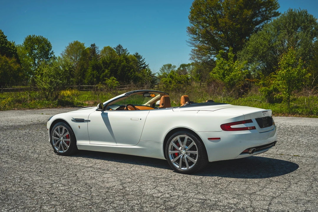 2009 Aston Martin DB9 - Image 30 of 31