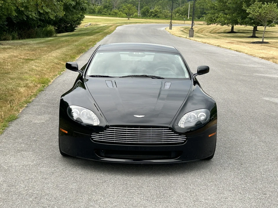 2009 Aston Martin V8 Vantage (2006-2017) - Image 16 of 31