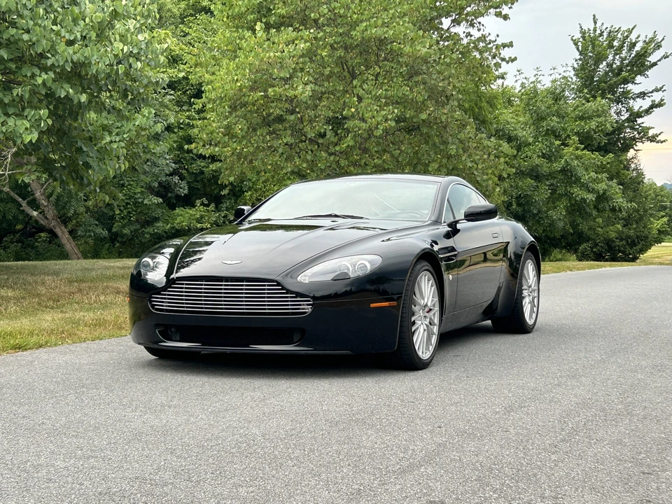 2009 Aston Martin V8 Vantage (2006-2017) - Image 12 of 31