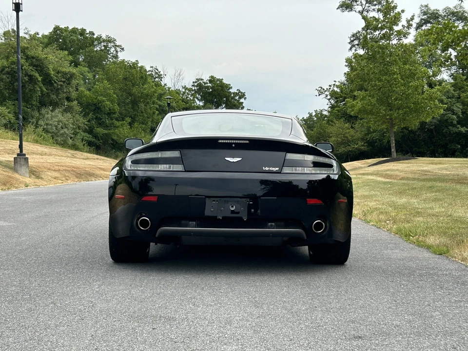 2009 Aston Martin V8 Vantage (2006-2017) - Image 31 of 31