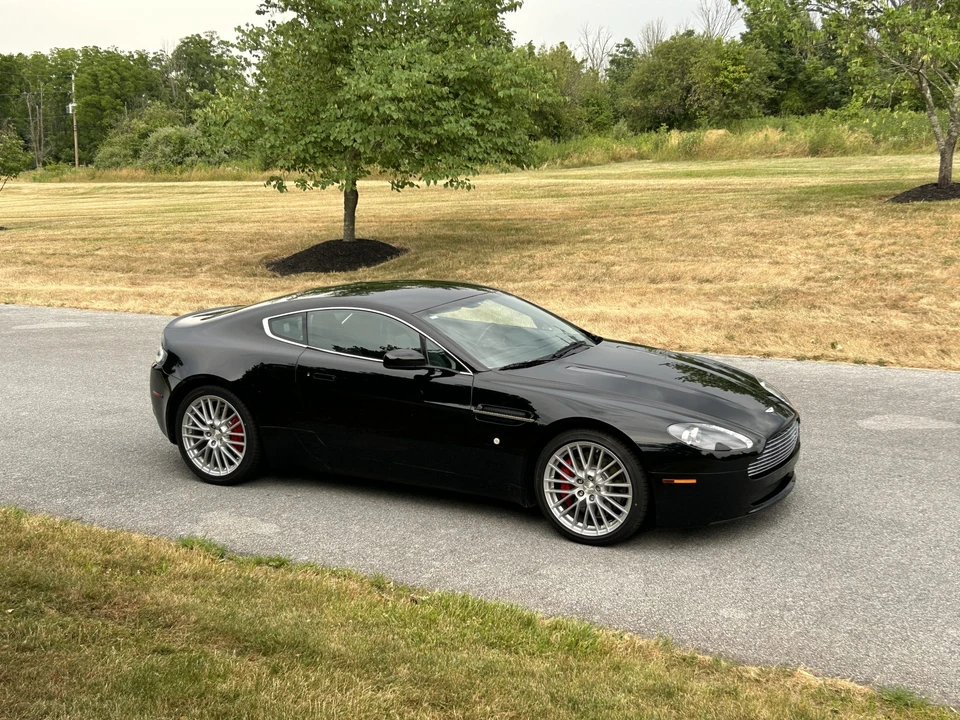2009 Aston Martin V8 Vantage (2006-2017) - Image 24 of 31
