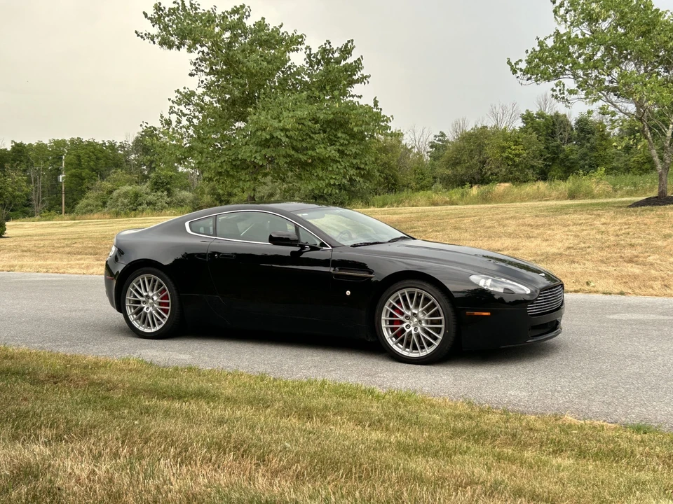 2009 Aston Martin V8 Vantage (2006-2017) - Image 23 of 31