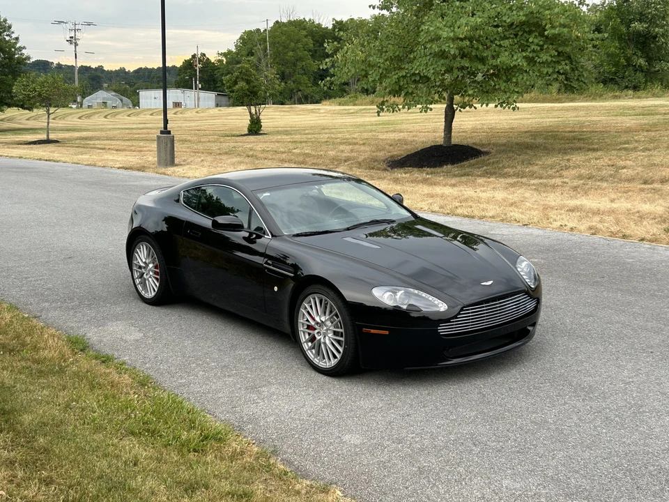 2009 Aston Martin V8 Vantage (2006-2017) - Image 20 of 31