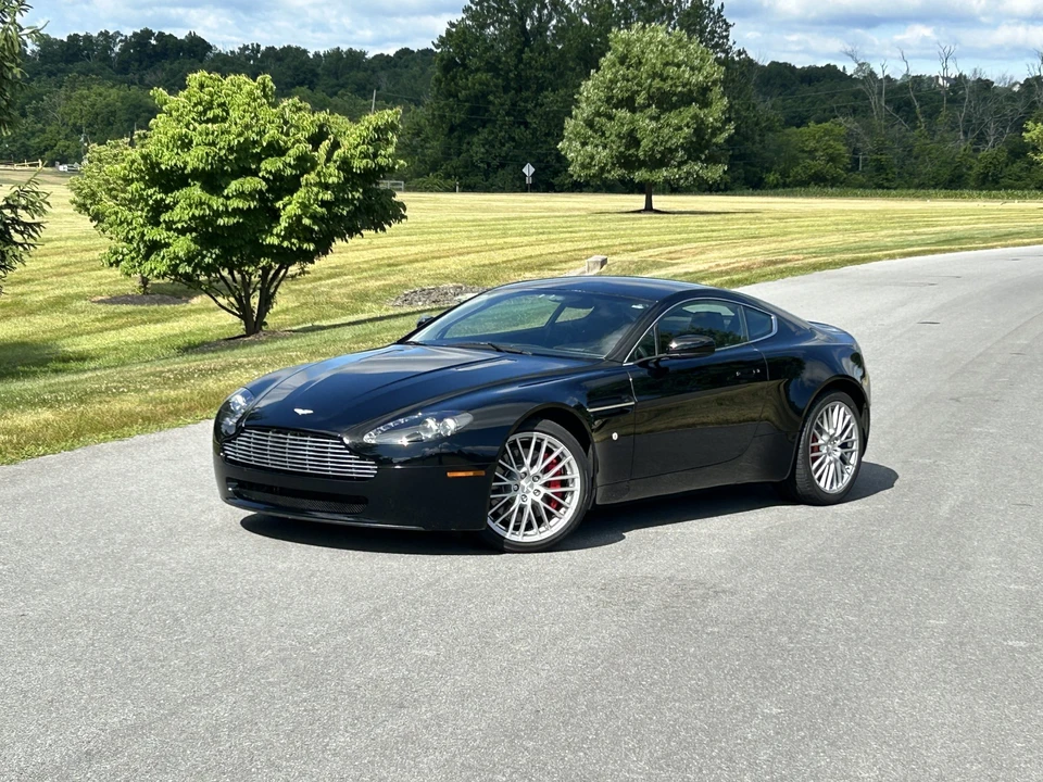 2009 Aston Martin V8 Vantage (2006-2017) - Image 6 of 31