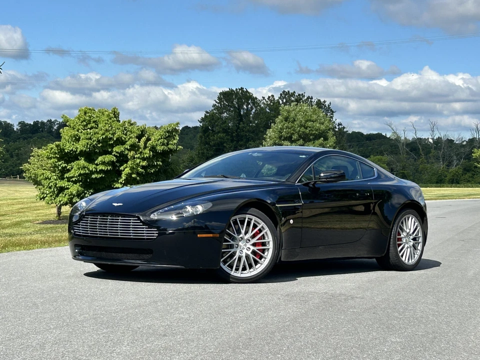 2009 Aston Martin V8 Vantage (2006-2017) - Image 3 of 31
