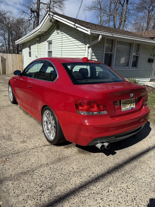 2009 BMW E82 135i & 135is - Image 17 of 31