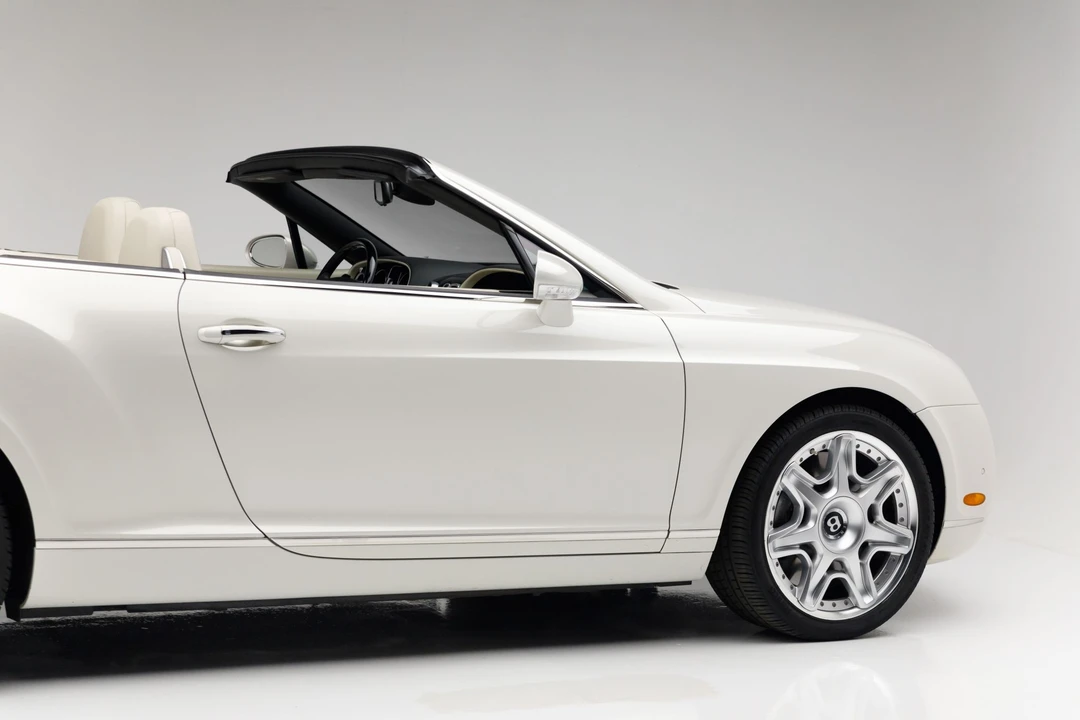 2009 Bentley Continental GTC - Image 23 of 31
