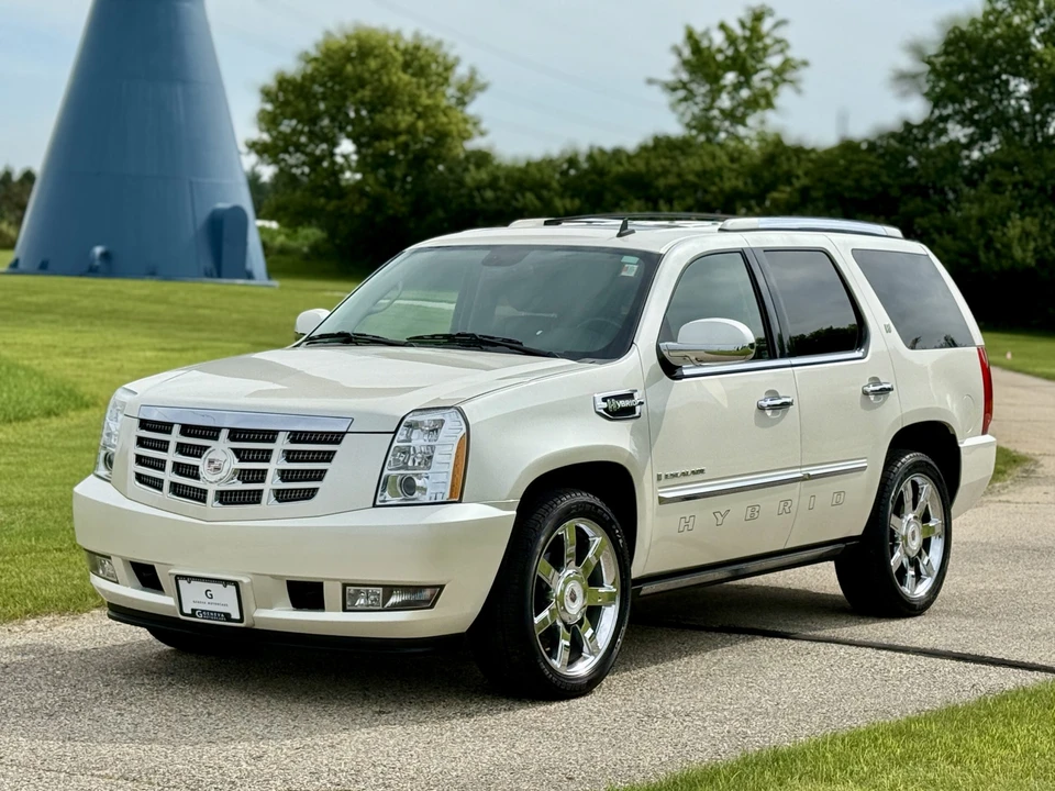 2009 Cadillac Escalade & EXT 3rd Gen - Image 7 of 31