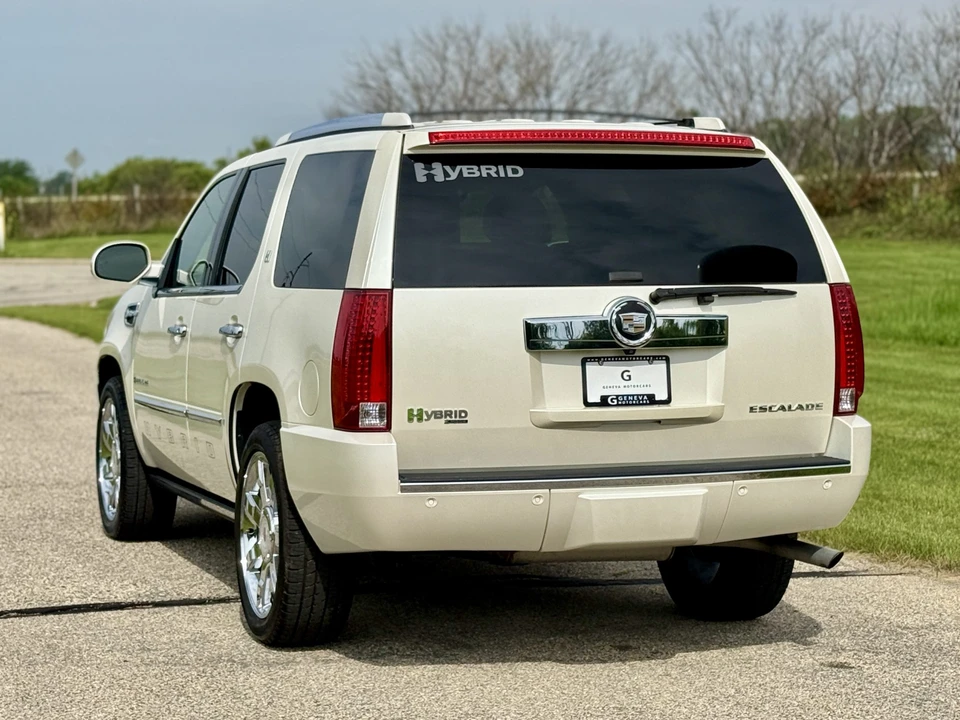 2009 Cadillac Escalade & EXT 3rd Gen - Image 12 of 31