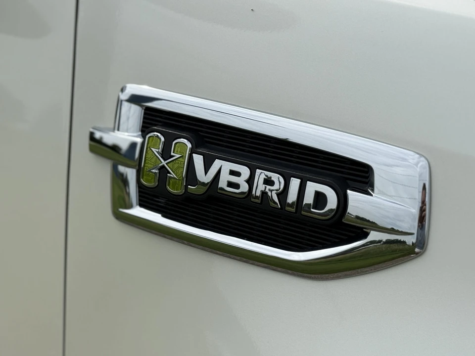 2009 Cadillac Escalade & EXT 3rd Gen - Image 28 of 31