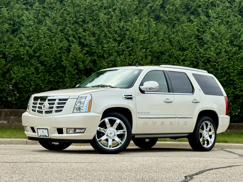 2009 Cadillac Escalade & EXT 3rd Gen - Image 3 of 31