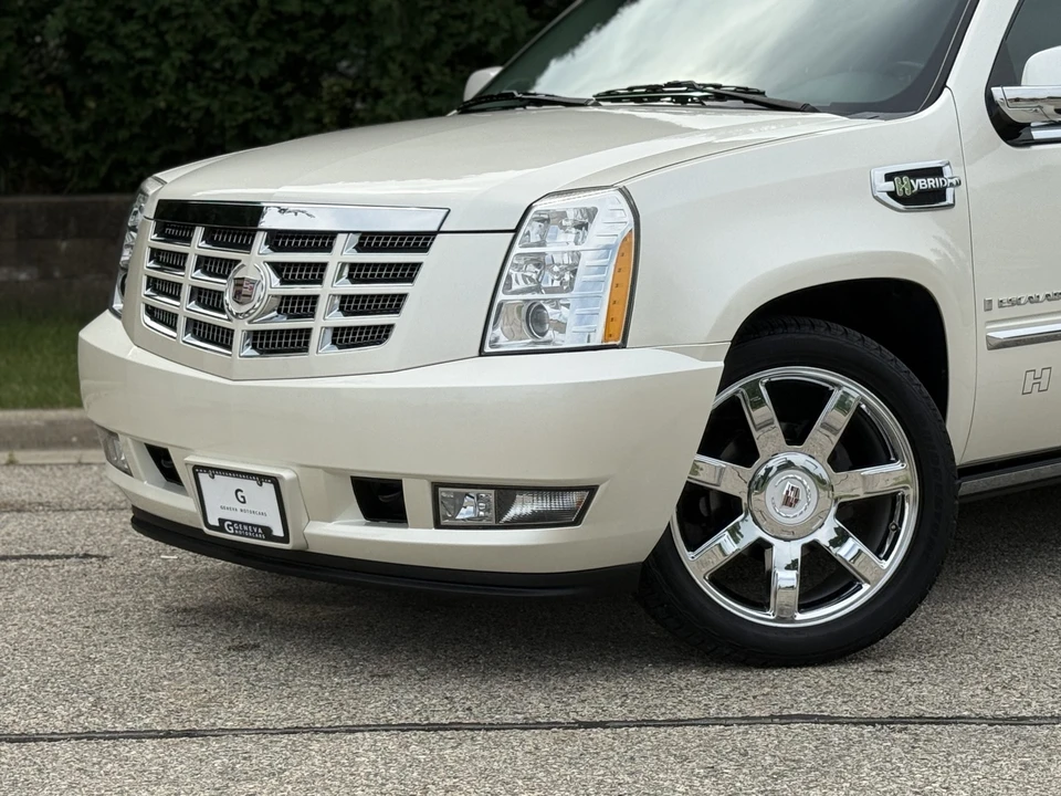2009 Cadillac Escalade & EXT 3rd Gen - Image 17 of 31