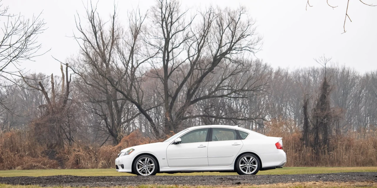 2009 Infiniti M 3rd Gen - Image 3 of 31