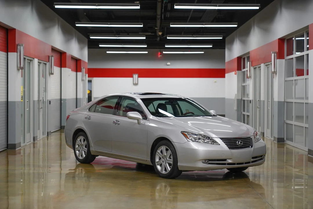 2009 Lexus ES 5th Gen - Image 20 of 31