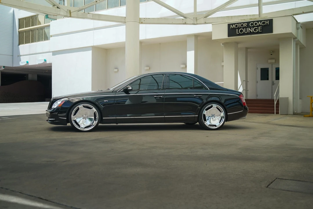 2009 Maybach 57 - Image 19 of 31