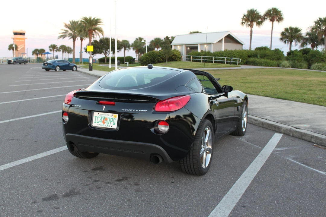 2009 Pontiac Solstice GXP - Image 4 of 31