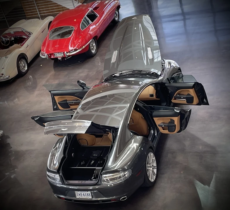 2010 Aston Martin Rapide - Image 28 of 31