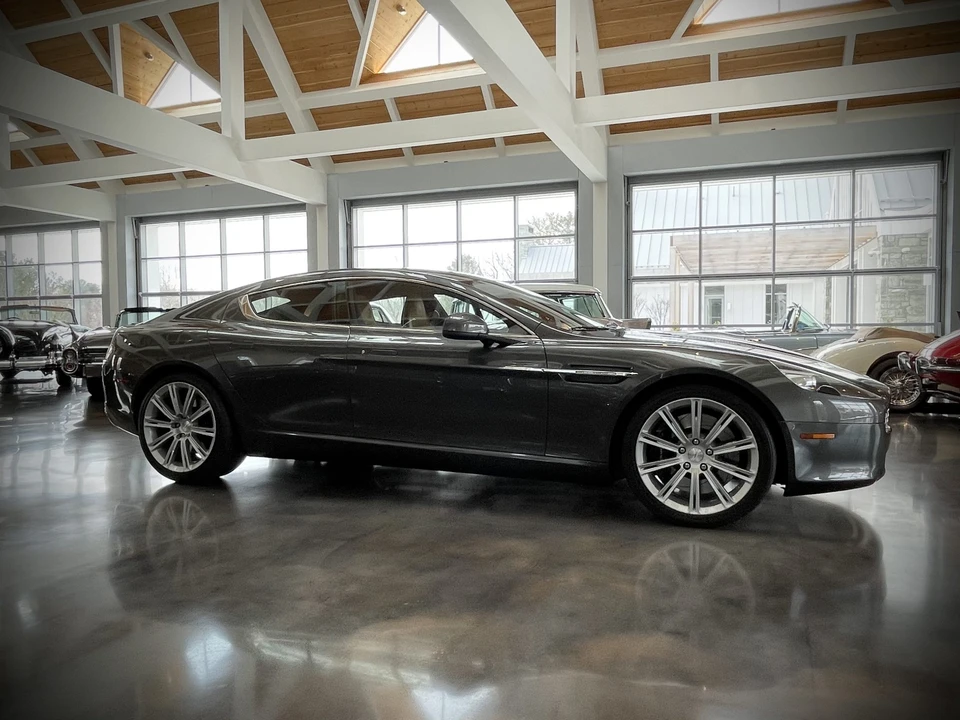 2010 Aston Martin Rapide - Image 14 of 31