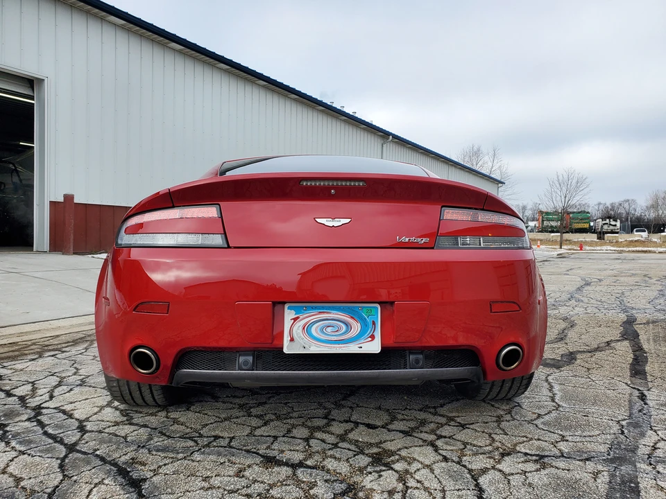 2010 Aston Martin V8 Vantage (2006-2017) - Image 14 of 31