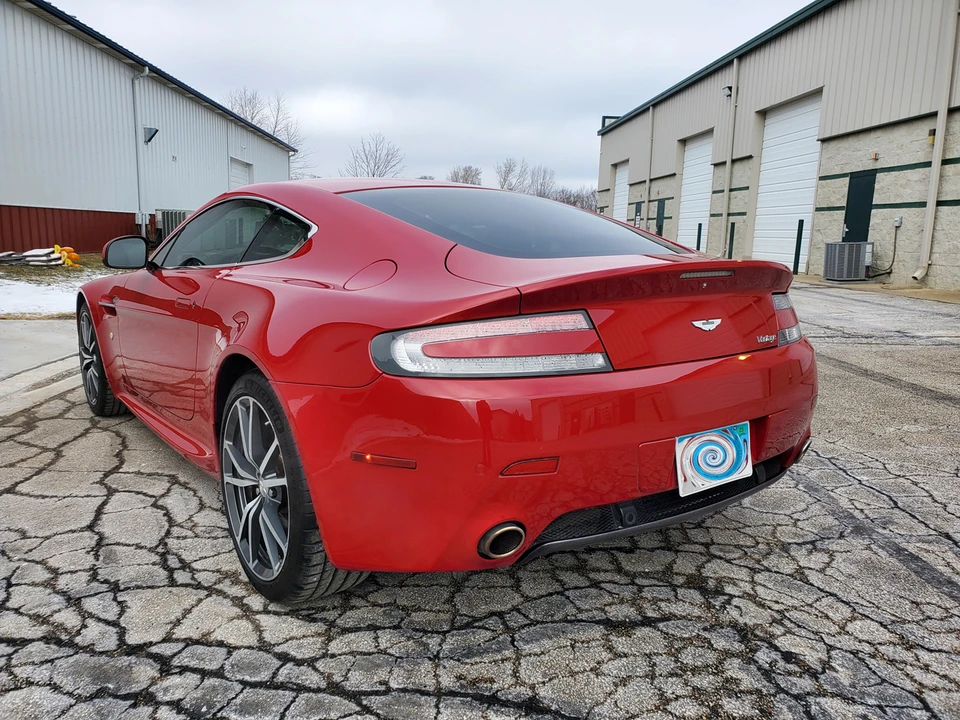 2010 Aston Martin V8 Vantage (2006-2017) - Image 13 of 31