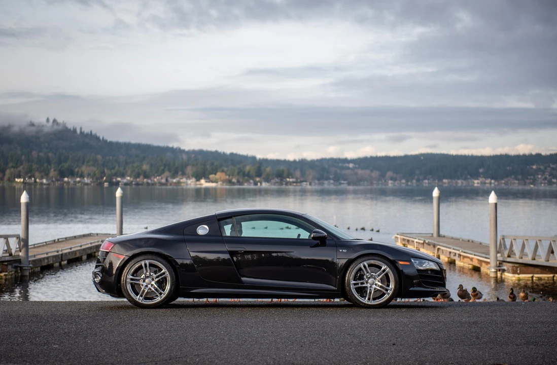 2010 Audi 42 R8 - Image 8 of 31