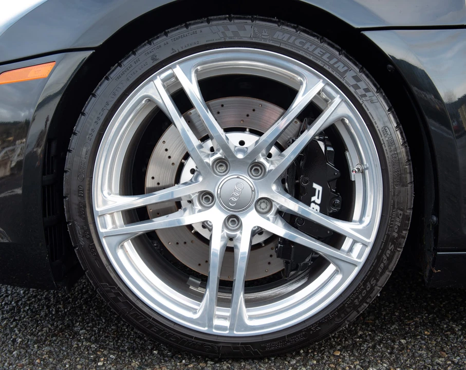 2010 Audi 42 R8 - Image 29 of 31