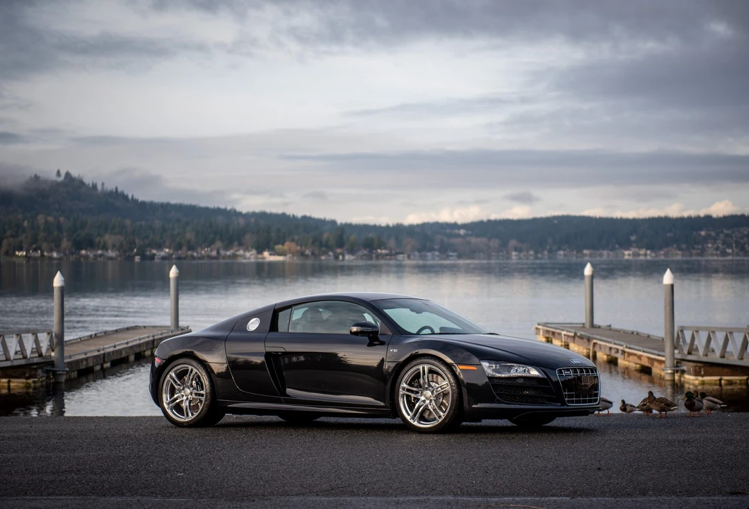 2010 Audi 42 R8 - Image 5 of 31