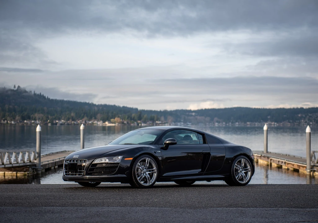 2010 Audi 42 R8 - Image 2 of 31