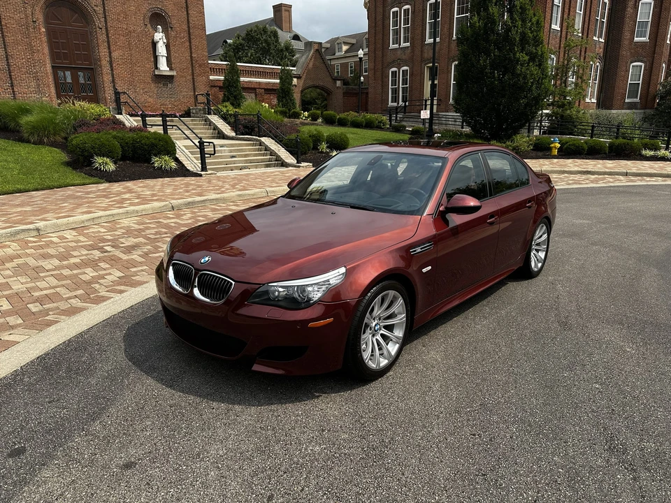 2010 BMW E60 M5 - Image 5 of 31