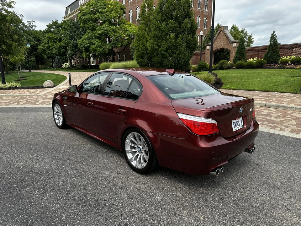 2010 BMW E60 M5 - Image 8 of 31