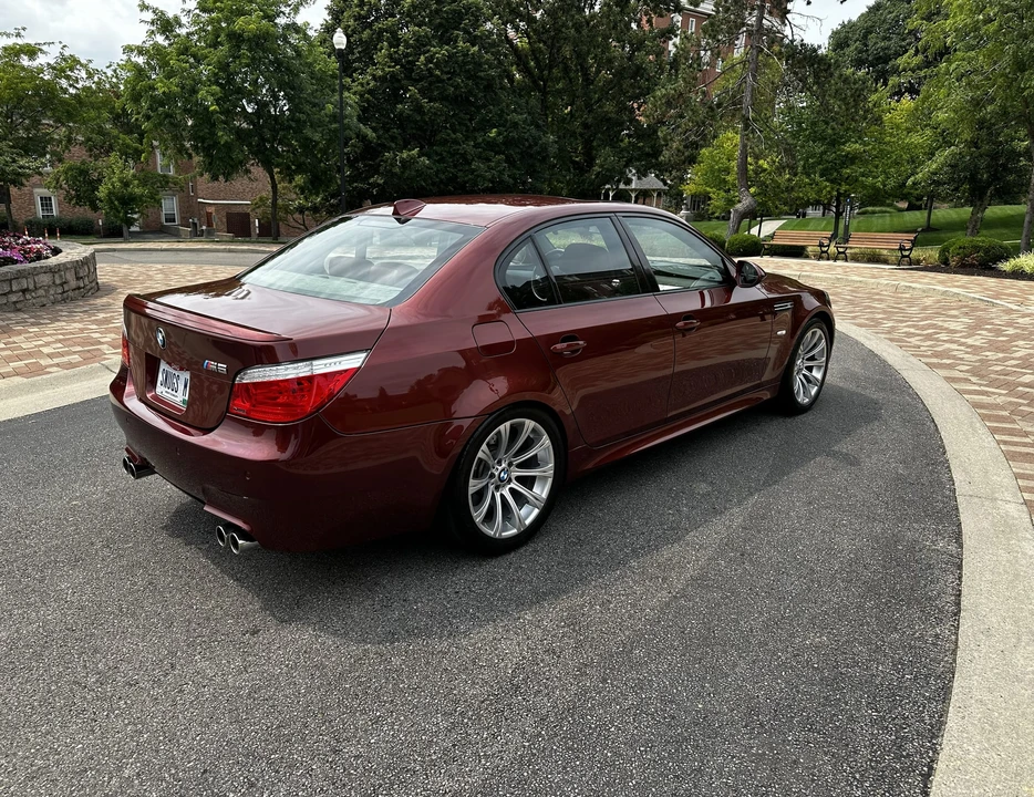 2010 BMW E60 M5 - Image 11 of 31