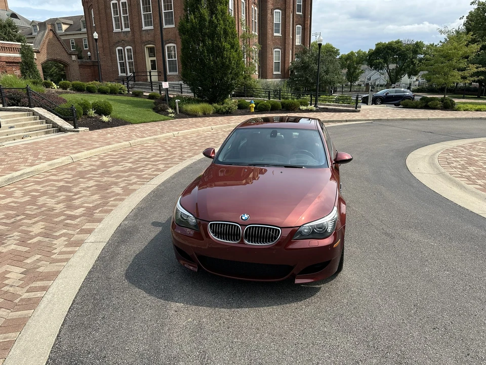 2010 BMW E60 M5 - Image 14 of 31