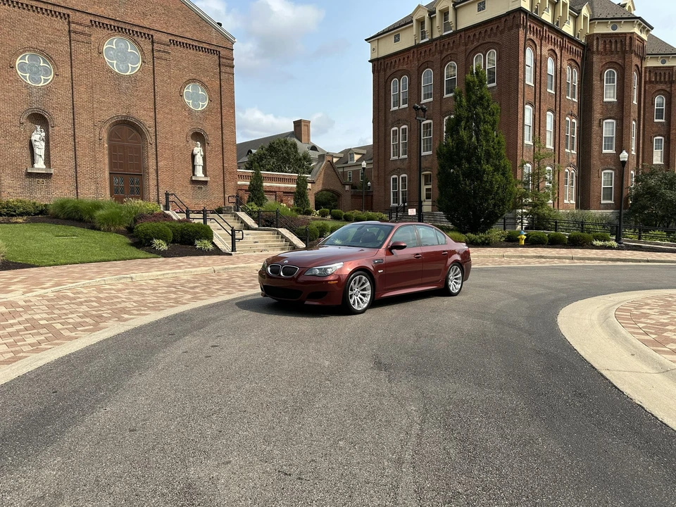 2010 BMW E60 M5 - Image 15 of 31