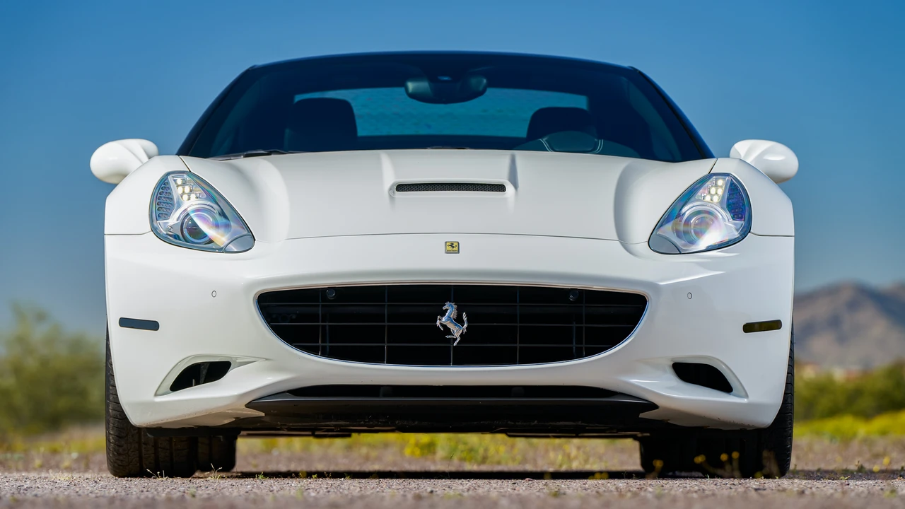 2010 Ferrari California - Image 24 of 31