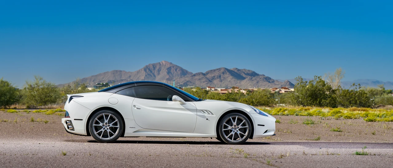 2010 Ferrari California - Image 18 of 31