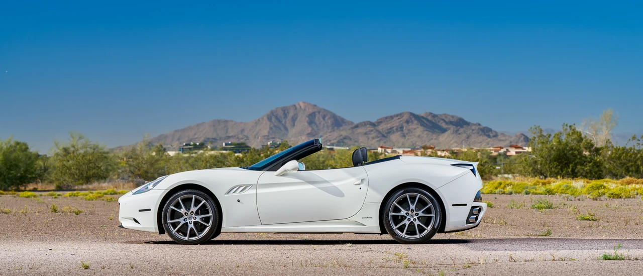 2010 Ferrari California - Image 5 of 31
