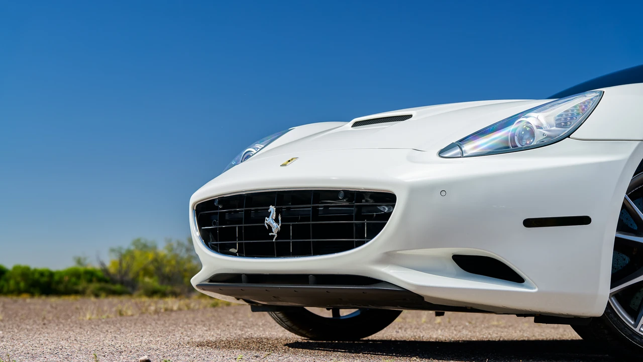 2010 Ferrari California - Image 28 of 31