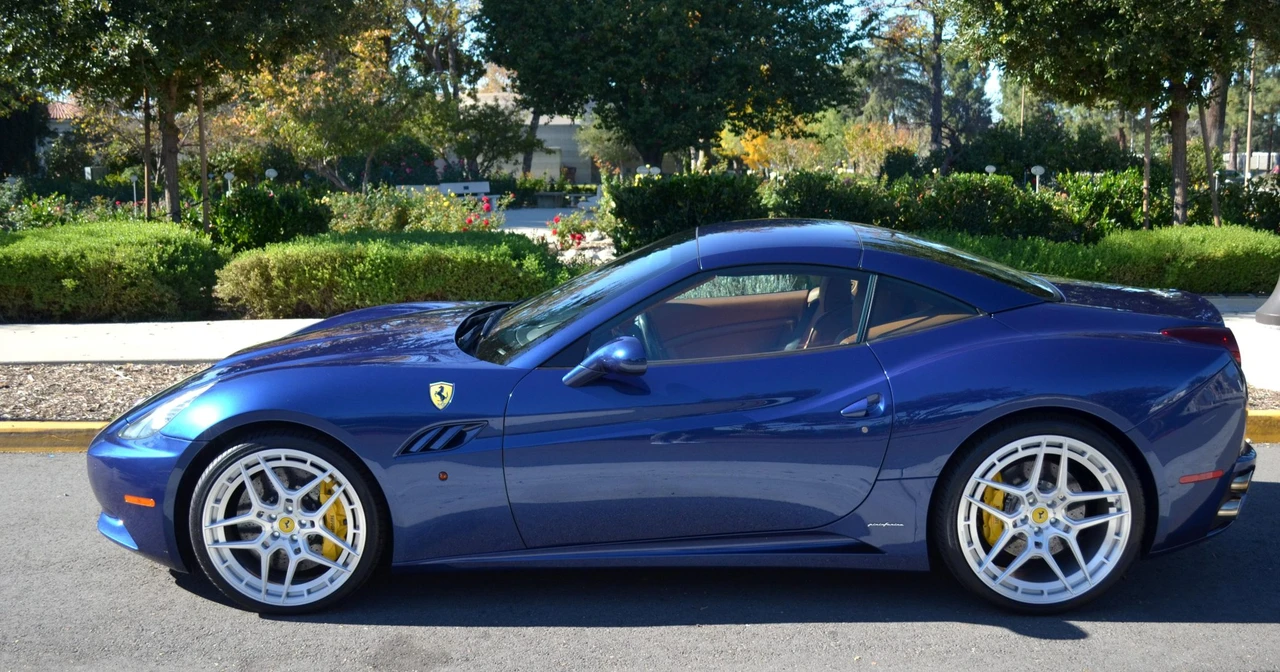 2010 Ferrari California - Image 14 of 31