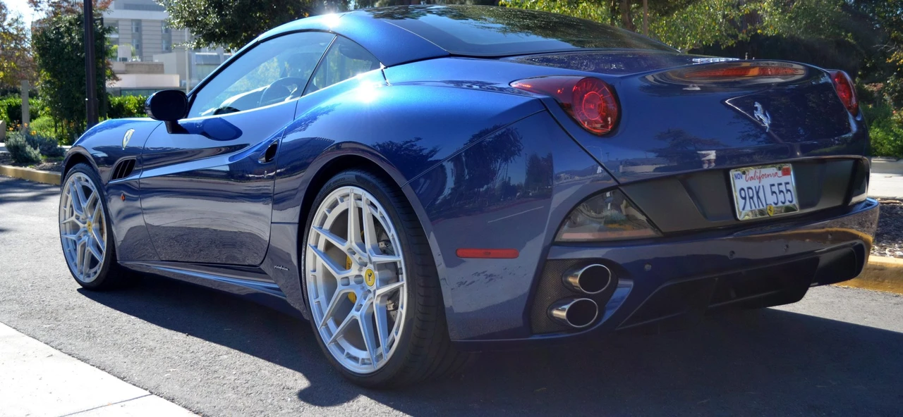 2010 Ferrari California - Image 11 of 31