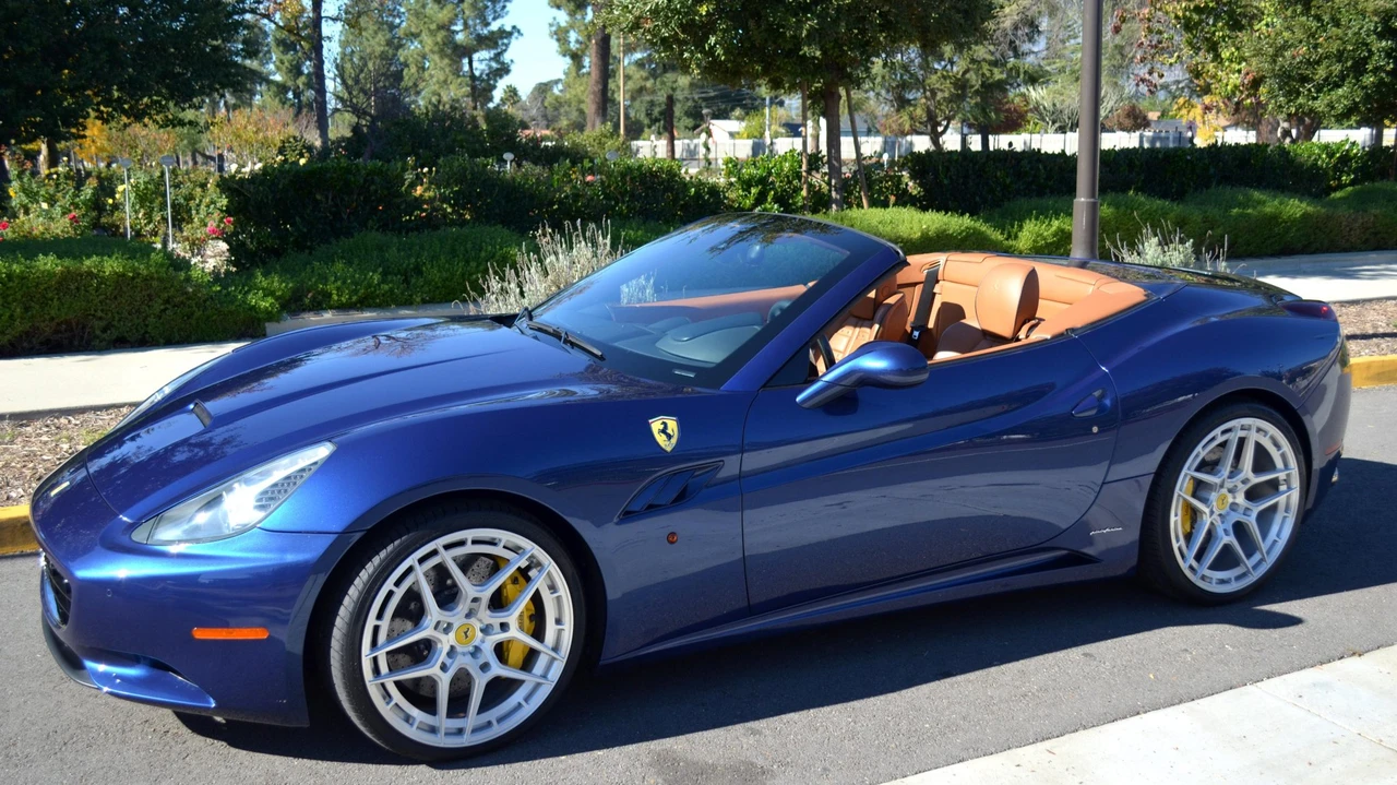 2010 Ferrari California - Image 15 of 31