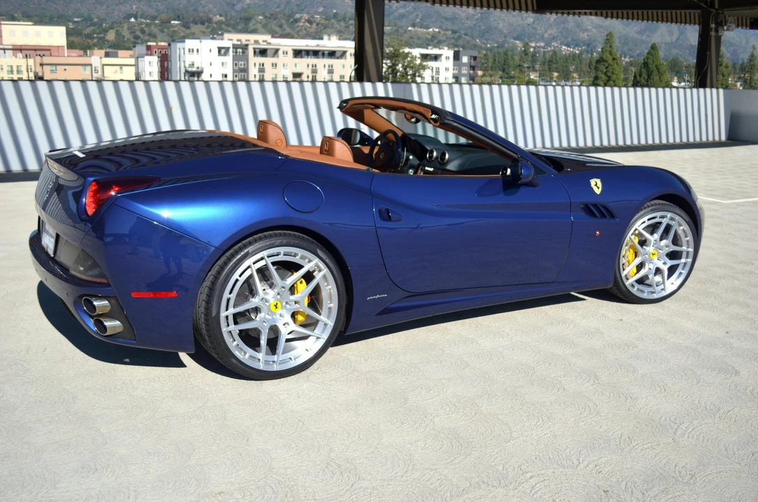 2010 Ferrari California - Image 26 of 31