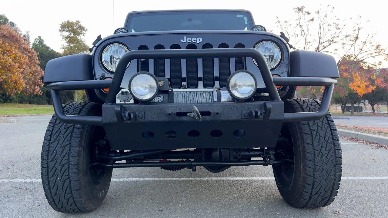 2010 Jeep JK Wrangler - Image 3 of 31