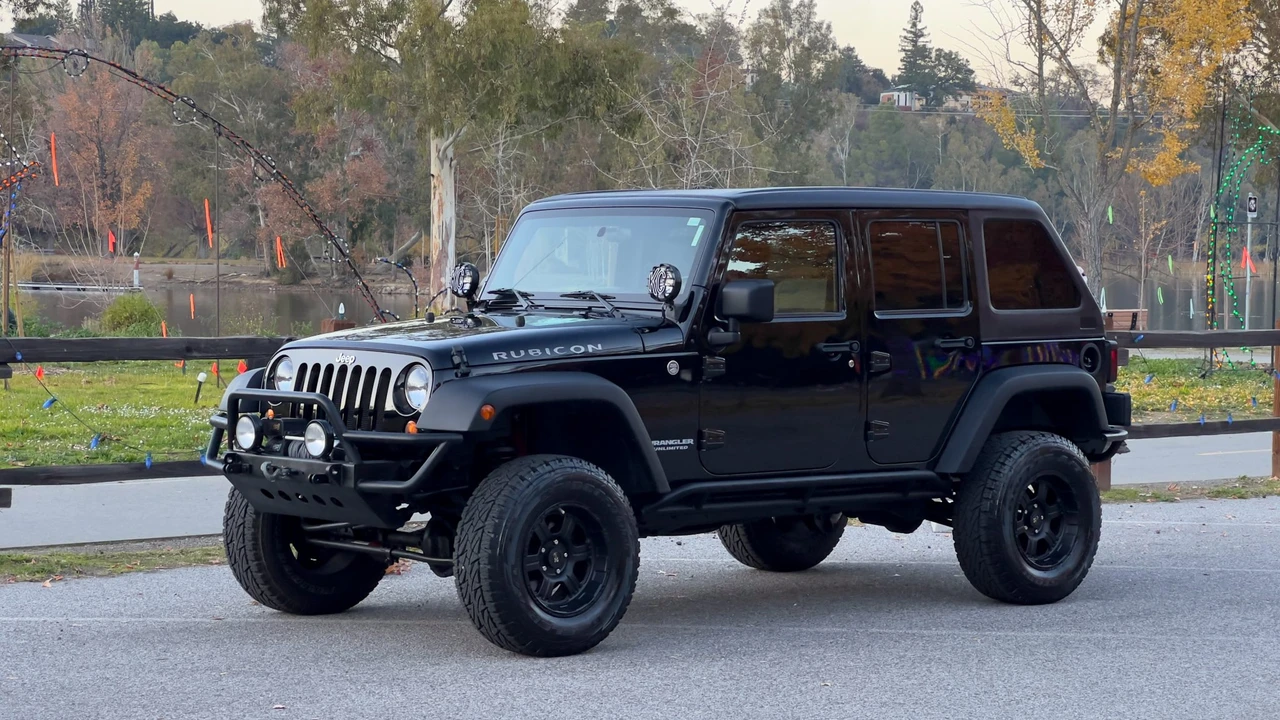 2010 Jeep JK Wrangler - Image 15 of 31