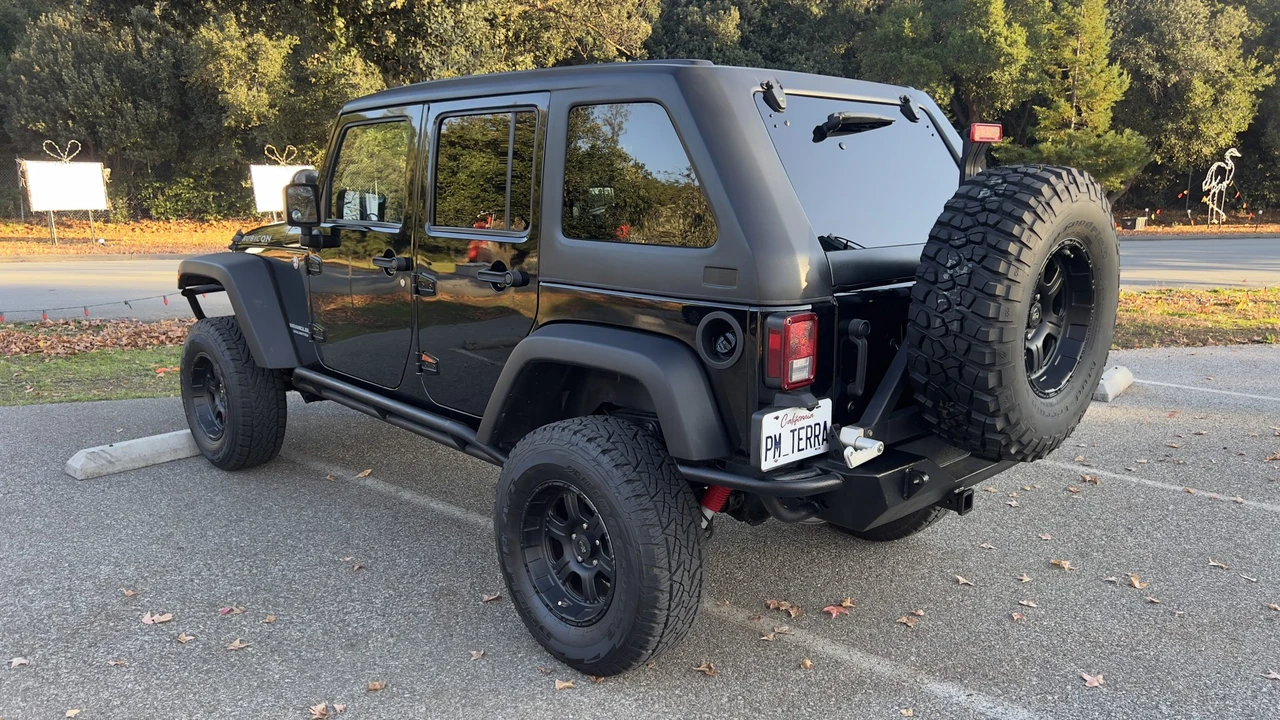 2010 Jeep JK Wrangler - Image 21 of 31