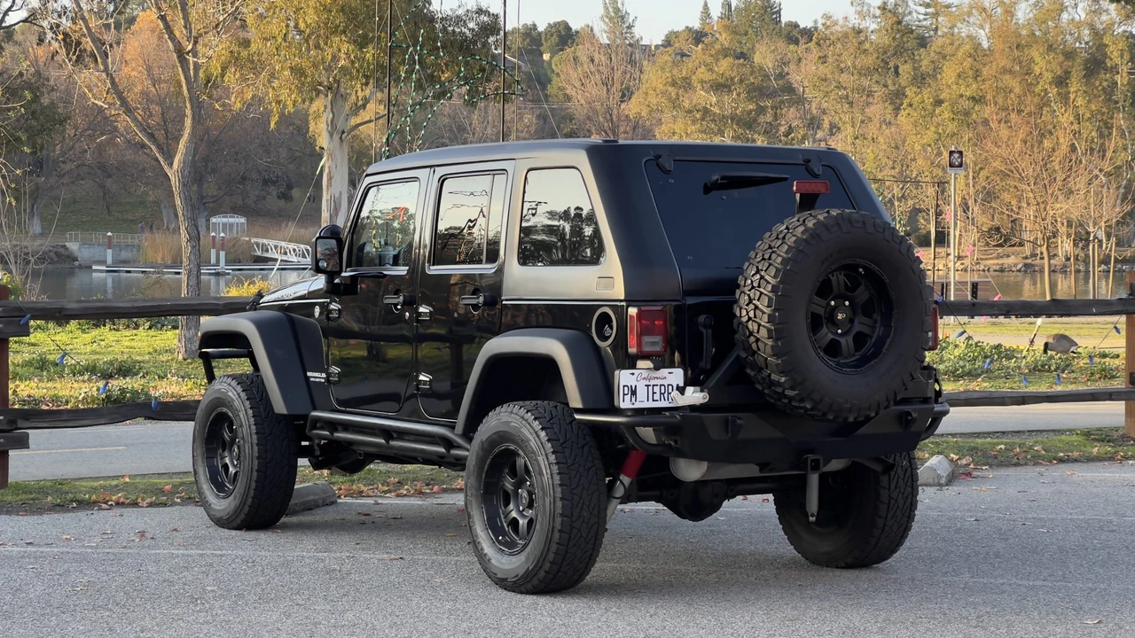2010 Jeep JK Wrangler - Image 28 of 31