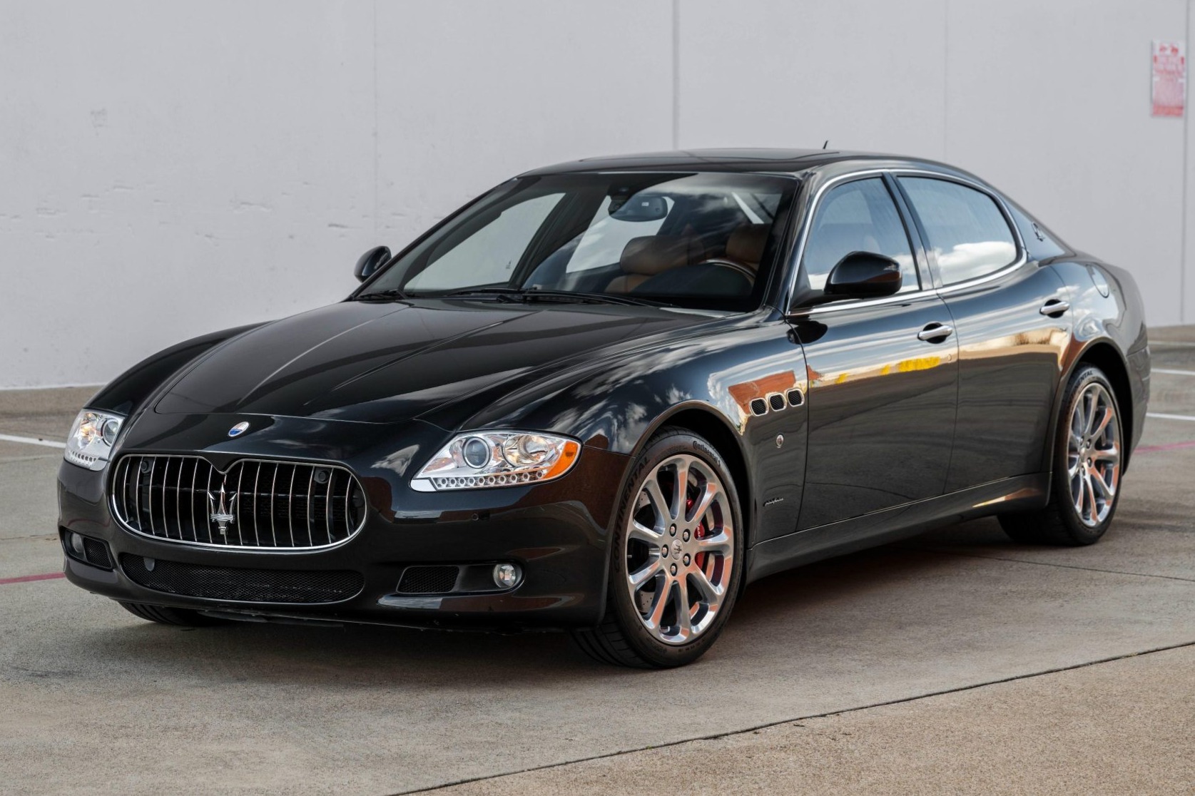 24k-Mile 2010 Maserati Quattroporte S